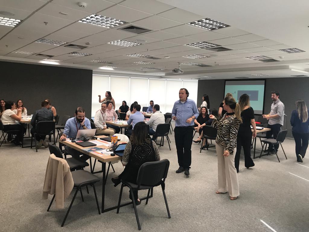 Strategic planning session with OKRs at HM Engenharia